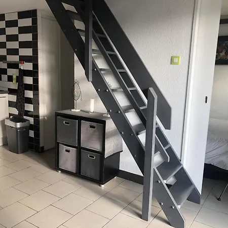 Villa Saint-cyprien : T2 Mezzanine 4/5 Pers, Moderne, A 500m, Parking Prive, Animaux Ok - Fr-1-793-27 *